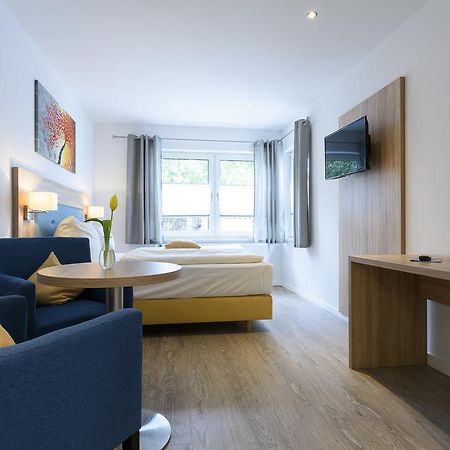Hotel Boddenhus Garni Цингст Екстериор снимка